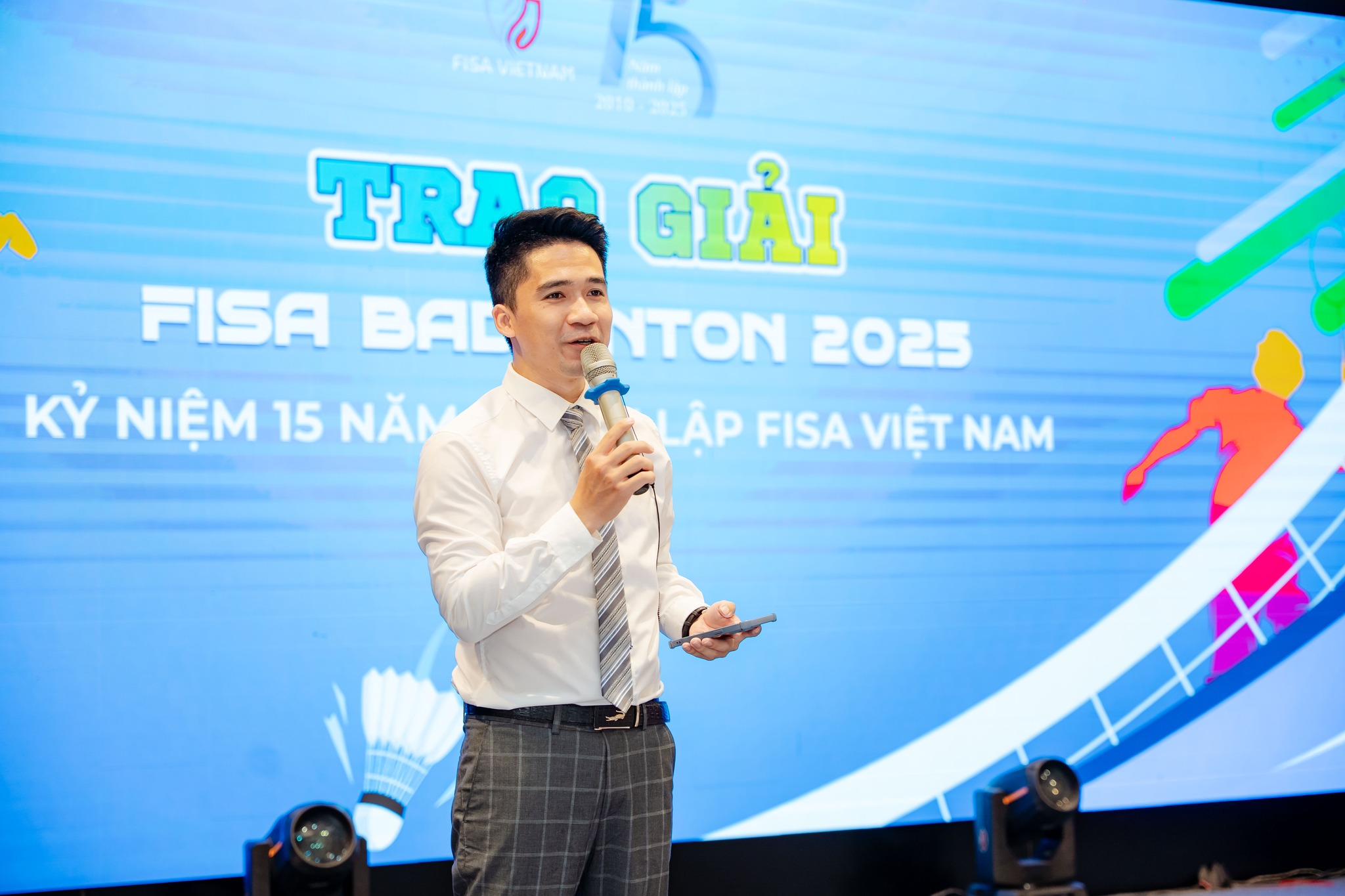 Ban Tổ Chức Lễ Kỷ Niệm 15 Năm – Những Con Người Thầm Lặng Đằng Sau Ánh Đèn Sân Khấu