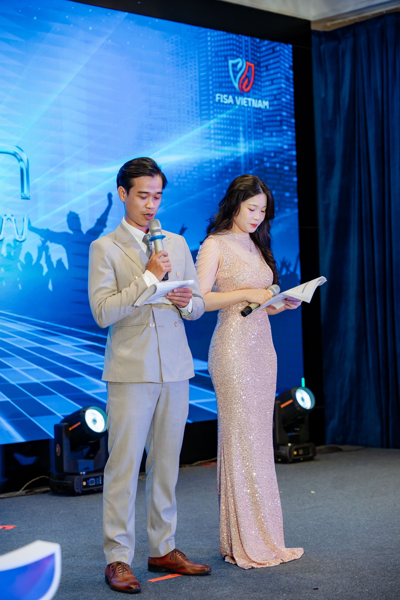 Ban Tổ Chức Lễ Kỷ Niệm 15 Năm – Những Con Người Thầm Lặng Đằng Sau Ánh Đèn Sân Khấu