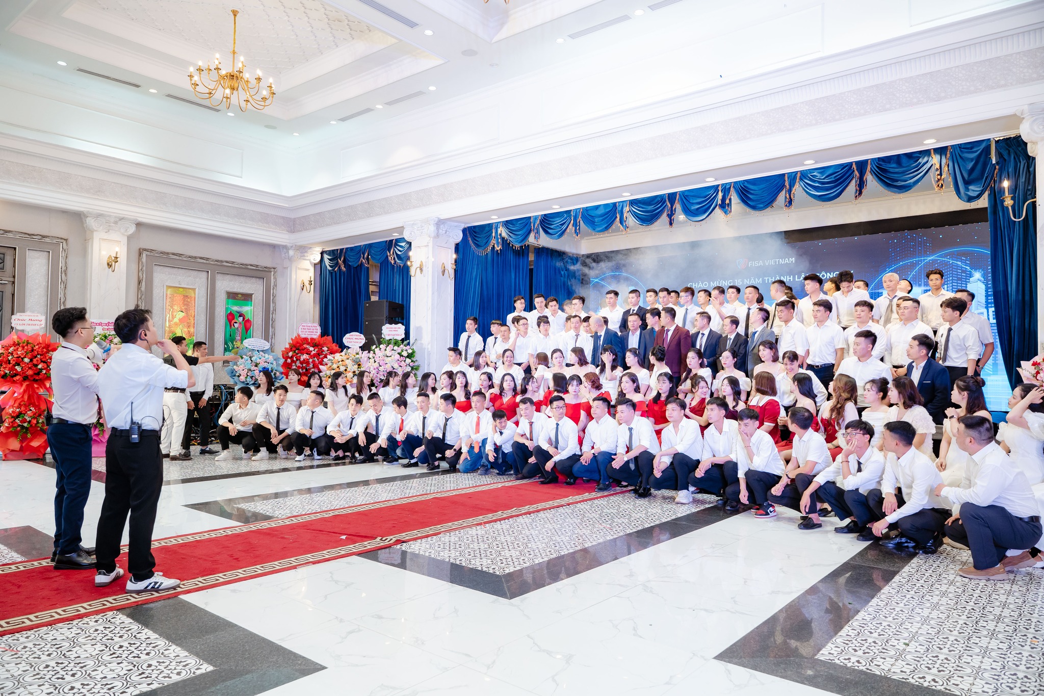 Ban Tổ Chức Lễ Kỷ Niệm 15 Năm – Những Con Người Thầm Lặng Đằng Sau Ánh Đèn Sân Khấu