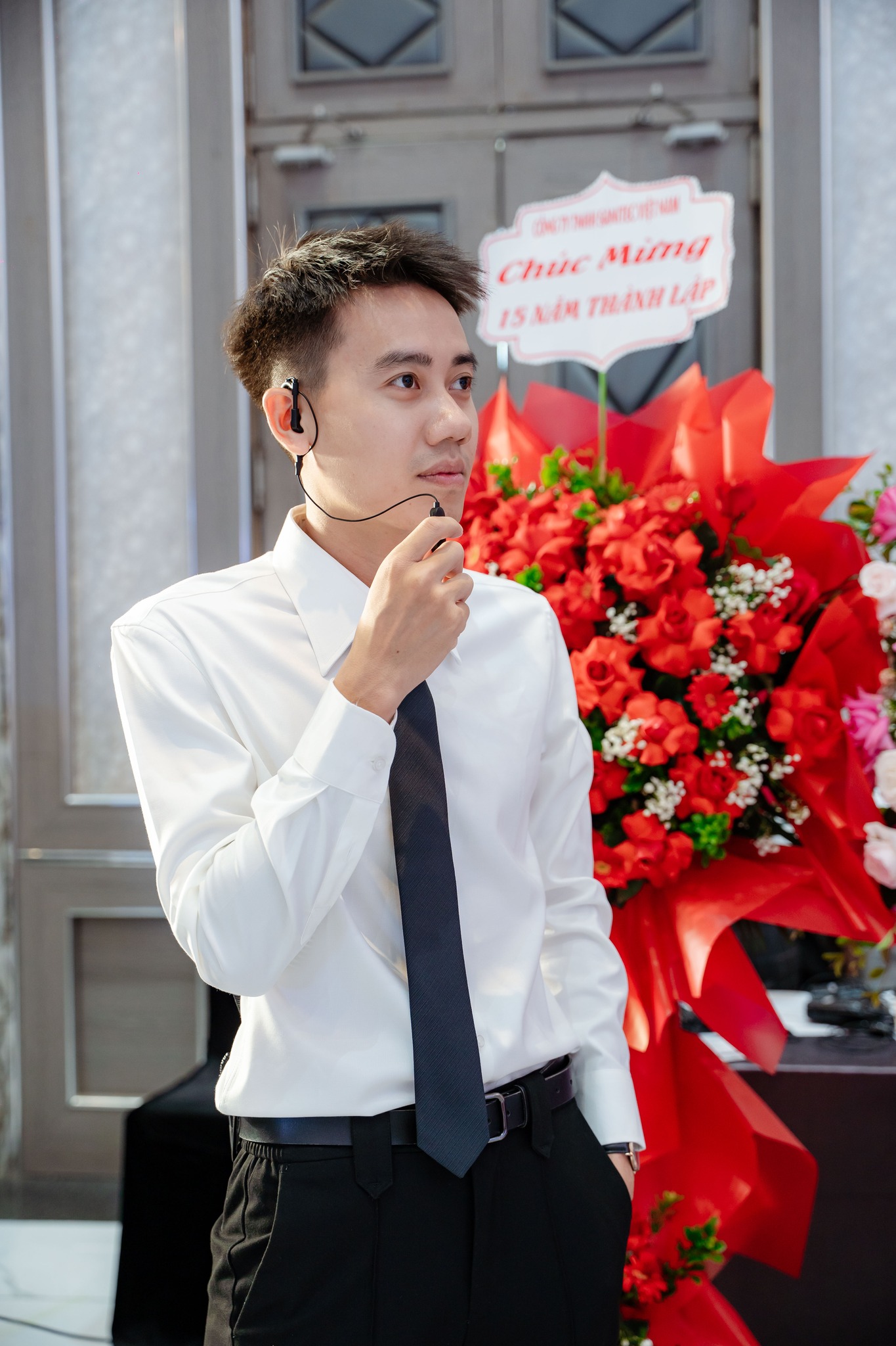 Ban Tổ Chức Lễ Kỷ Niệm 15 Năm – Những Con Người Thầm Lặng Đằng Sau Ánh Đèn Sân Khấu