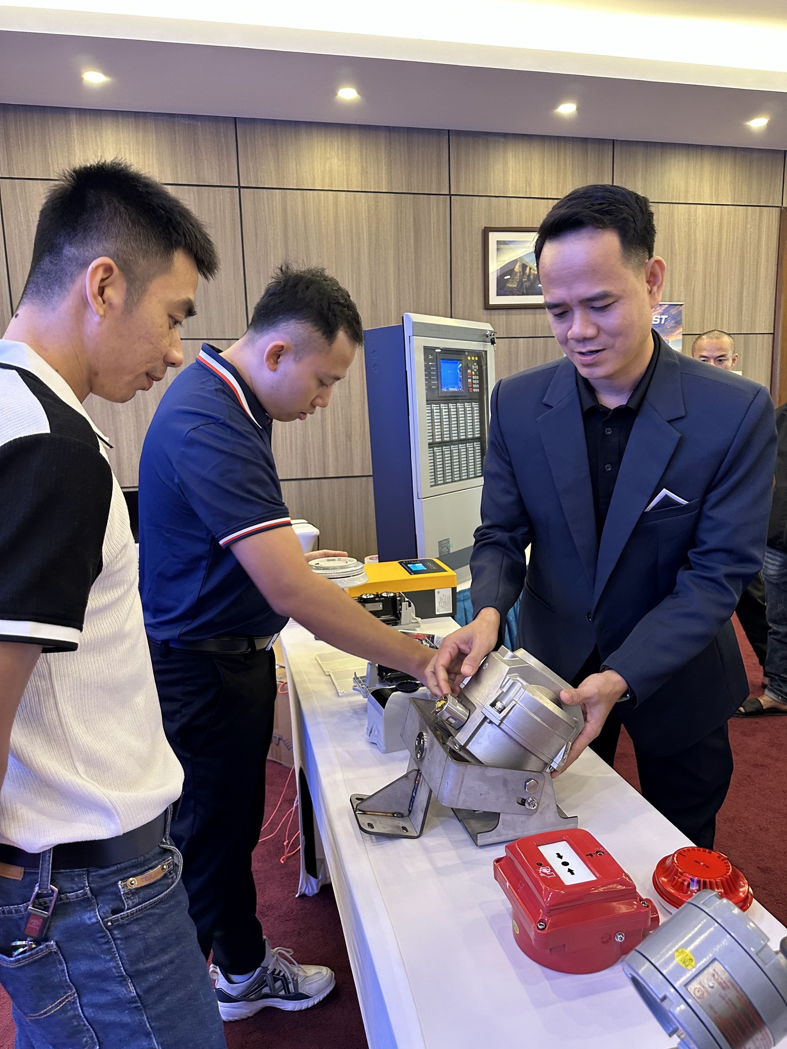 FISA Việt Nam và GST Tổ Chức Thành Công Roadshow Tư Vấn Giải Pháp Hệ Thống Báo Cháy Địa Chỉ tại Đà Nẵng