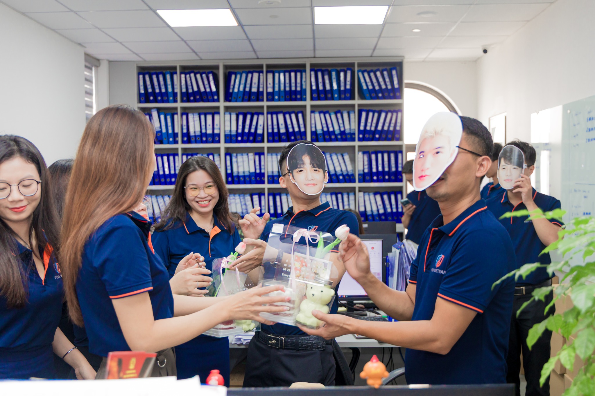 Lời Chúc Ngọt Ngào Ngày Phụ Nữ Việt Nam 20/10 Từ Fisa Việt Nam